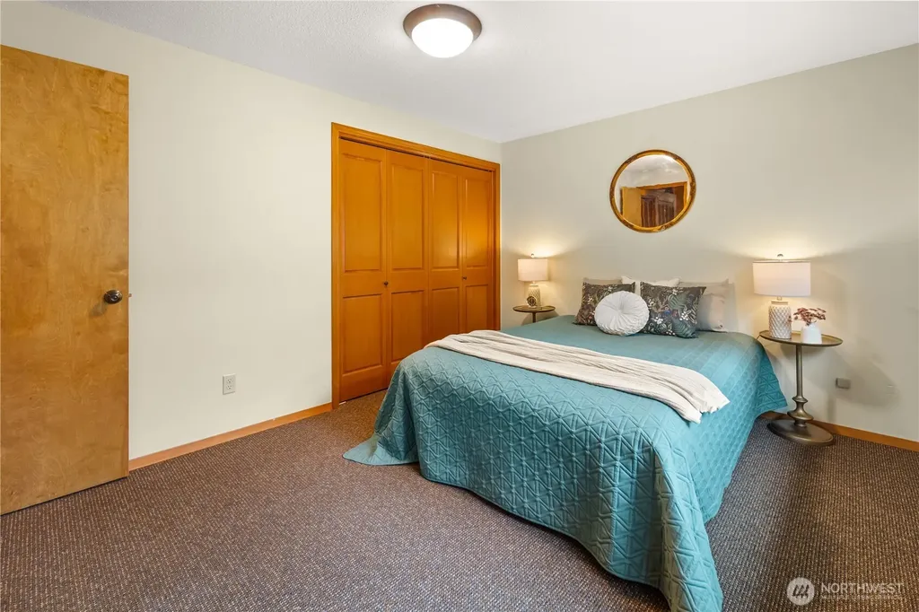 22516 100th Place SW Vashon WA 98070