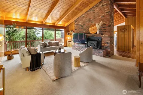 22516 100th Place SW Vashon WA 98070