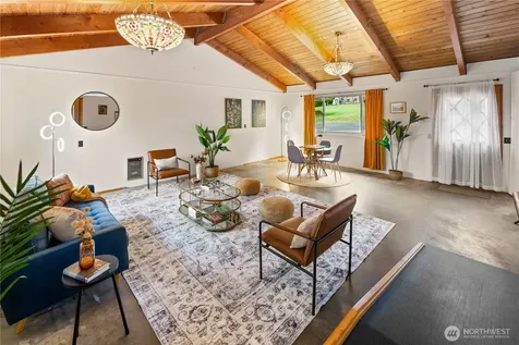 22516 100th Place SW Vashon WA 98070
