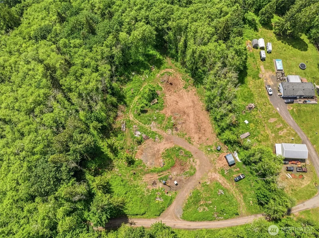 303 Upperwest Road Castle Rock WA 98611