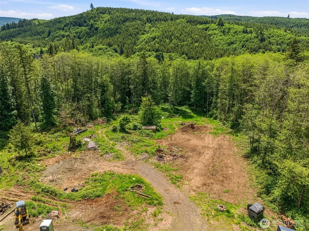 303 Upperwest Road Castle Rock WA 98611