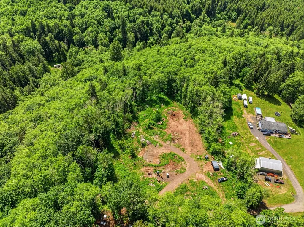 303 Upperwest Road Castle Rock WA 98611
