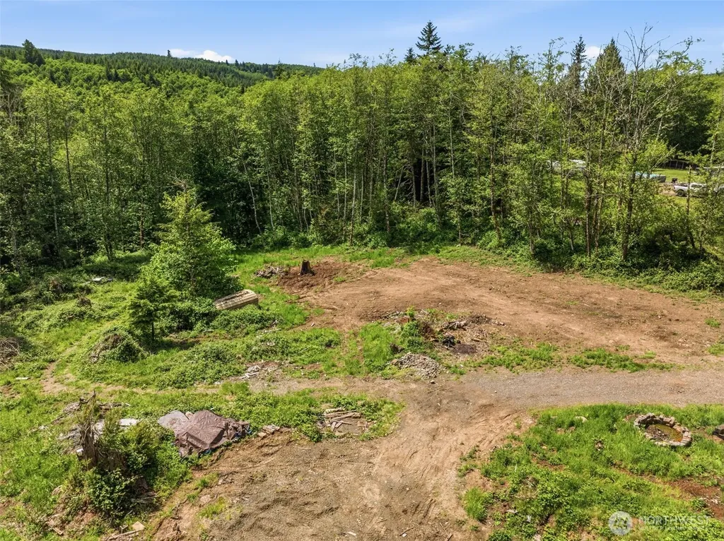 303 Upperwest Road Castle Rock WA 98611