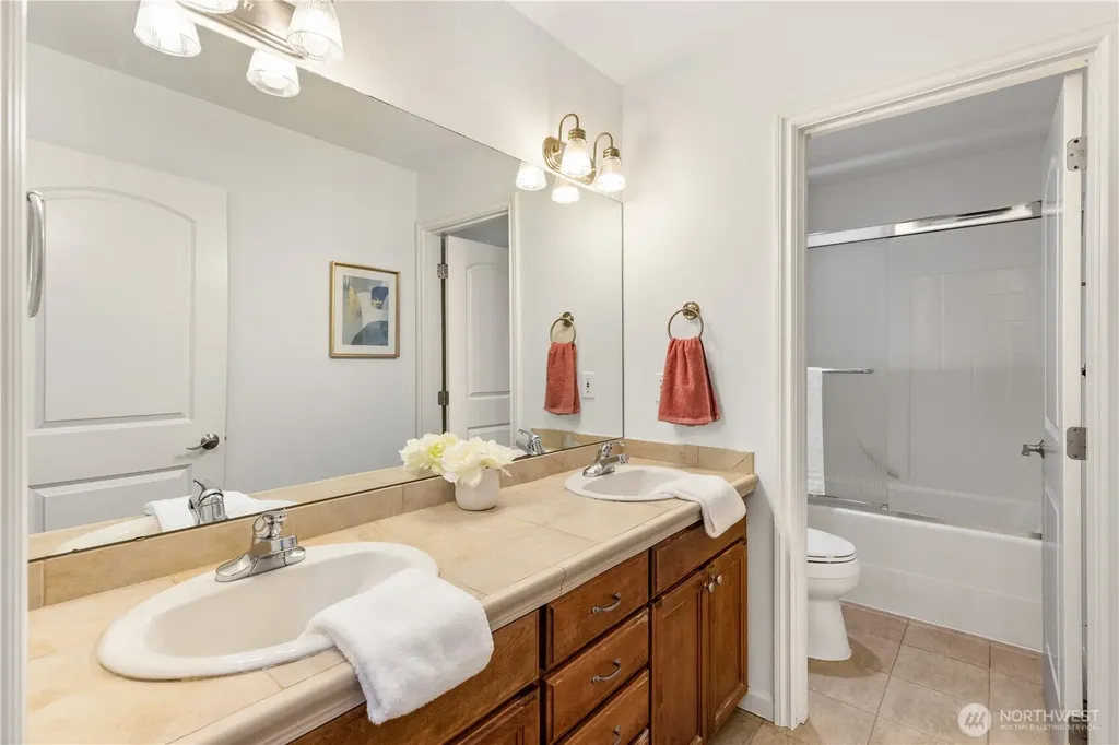 20212 83rd Place NE Bothell WA 98028
