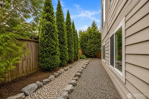 20212 83rd Place NE Bothell WA 98028