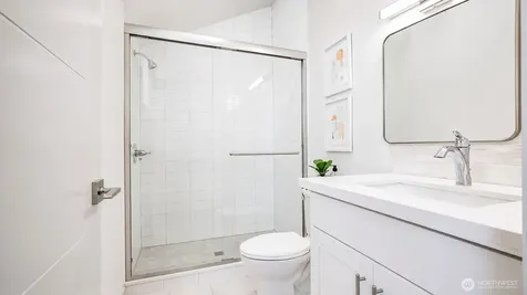 4416 S Frontenac Street Seattle WA 98118