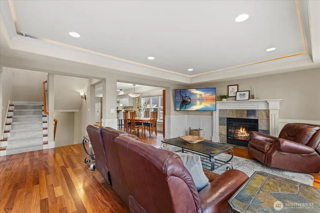 825 Kirkland Way Kirkland WA 98033