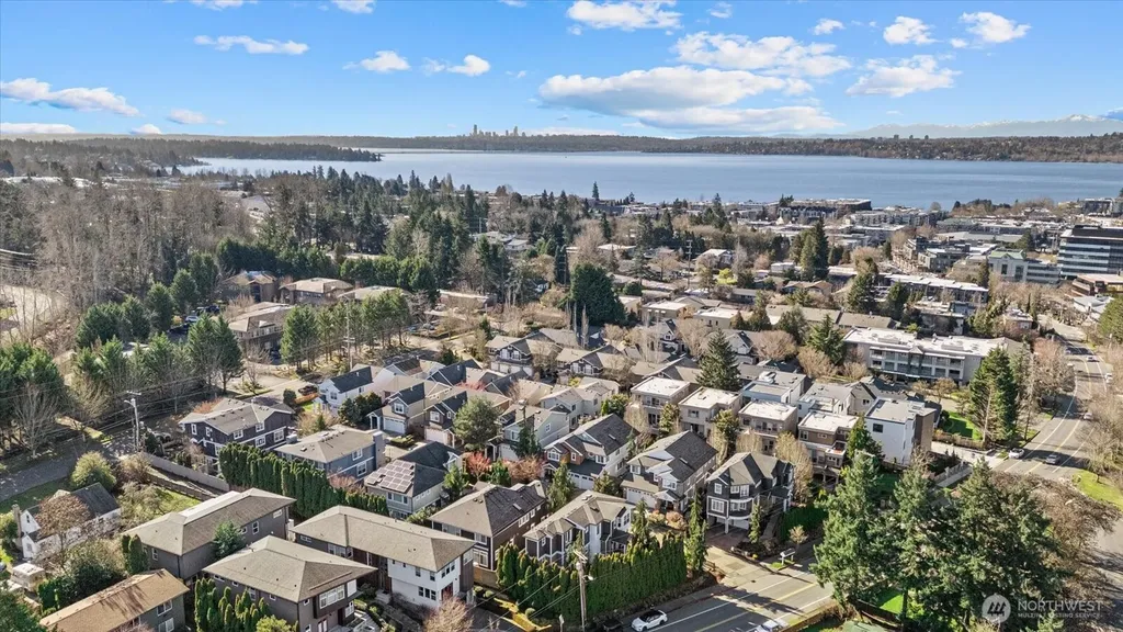 825 Kirkland Way Kirkland WA 98033