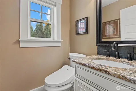 825 Kirkland Way Kirkland WA 98033