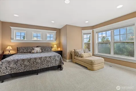 825 Kirkland Way Kirkland WA 98033