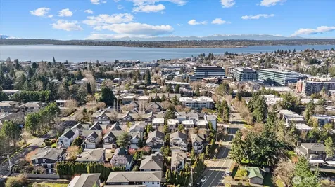 825 Kirkland Way Kirkland WA 98033