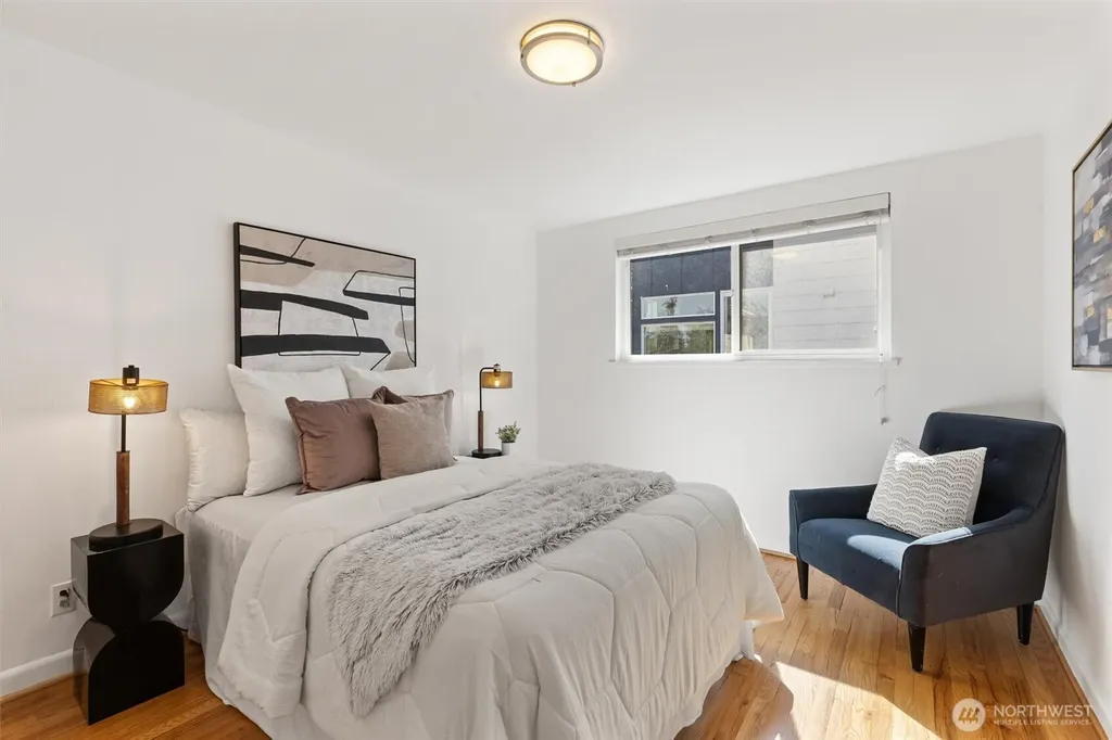 7007 Alonzo Avenue NW Seattle WA 98117