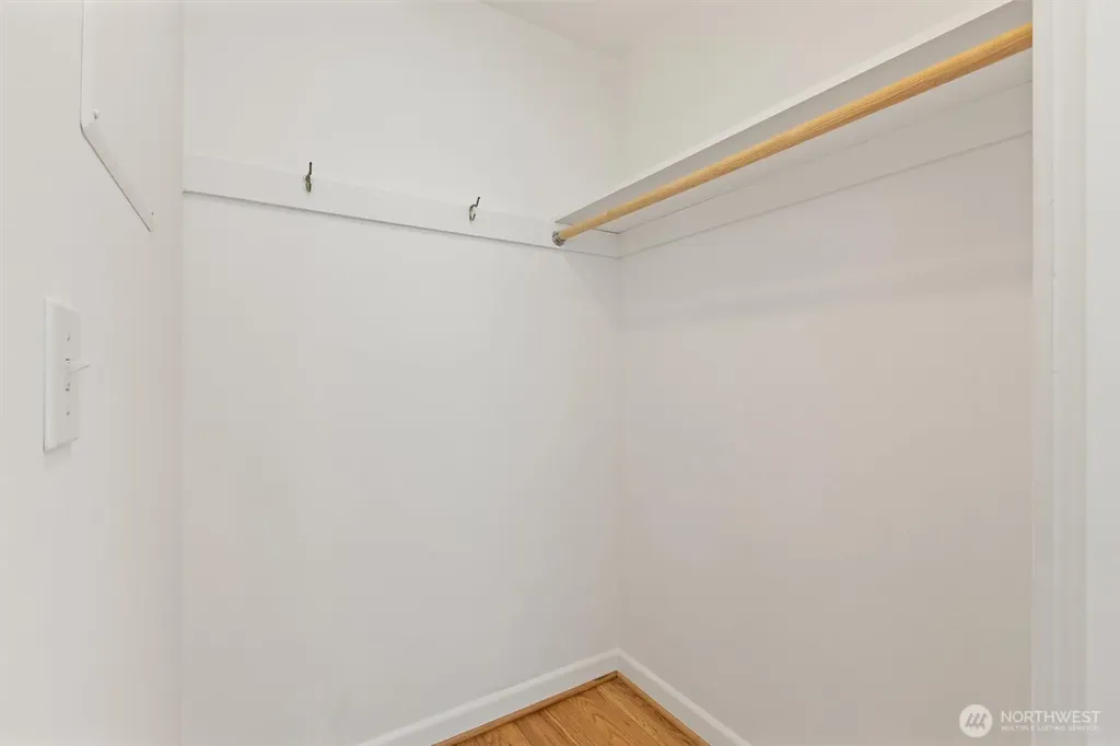 7007 Alonzo Avenue NW Seattle WA 98117