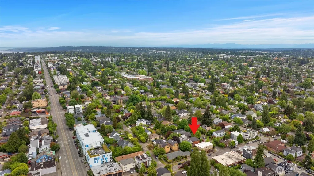 7007 Alonzo Avenue NW Seattle WA 98117