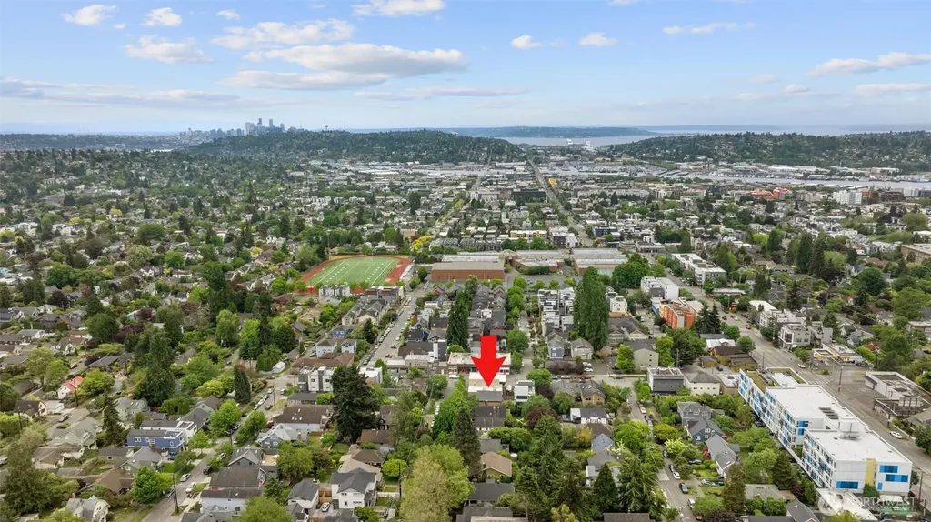 7007 Alonzo Avenue NW Seattle WA 98117