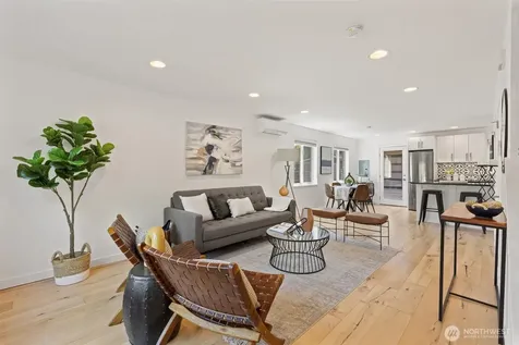 7007 Alonzo Avenue NW Seattle WA 98117