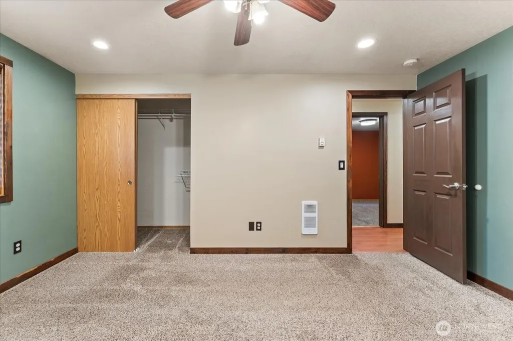1306 SE 3rd Avenue Battle Ground WA 98604