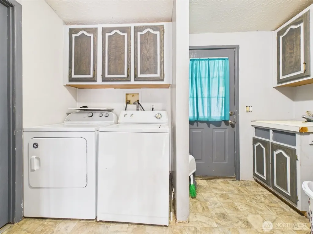 98584 SE 61 SE Canna Place Shelton WA 98584