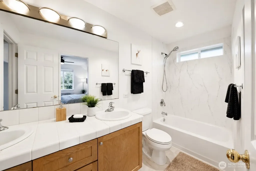 1141 N 93rd Street Seattle WA 98103