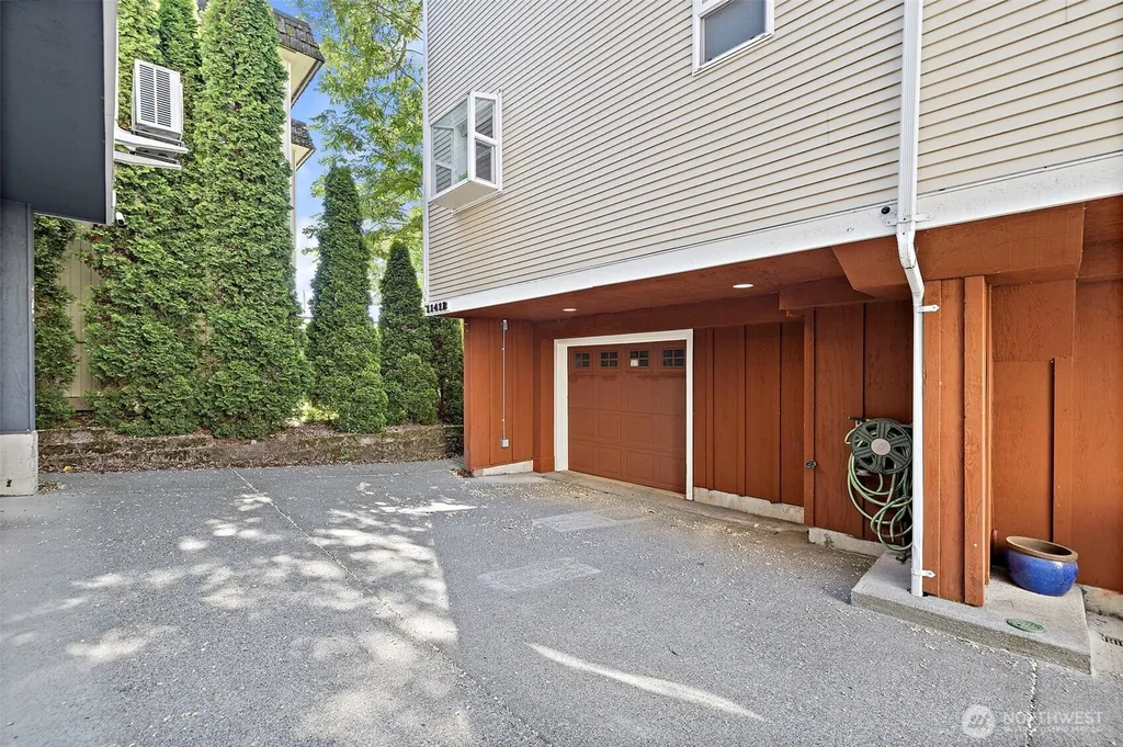 1141 N 93rd Street Seattle WA 98103
