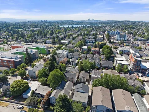 1141 N 93rd Street Seattle WA 98103