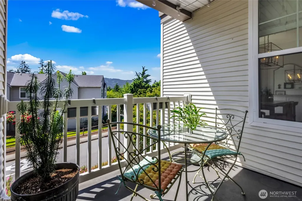 23420 SE Black Nugget Road Issaquah WA 98029