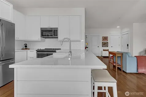23420 SE Black Nugget Road Issaquah WA 98029