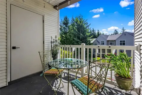 23420 SE Black Nugget Road Issaquah WA 98029