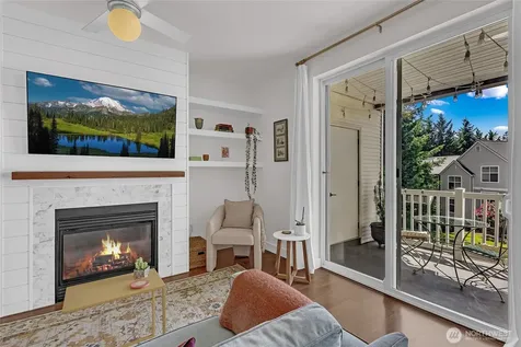 23420 SE Black Nugget Road Issaquah WA 98029