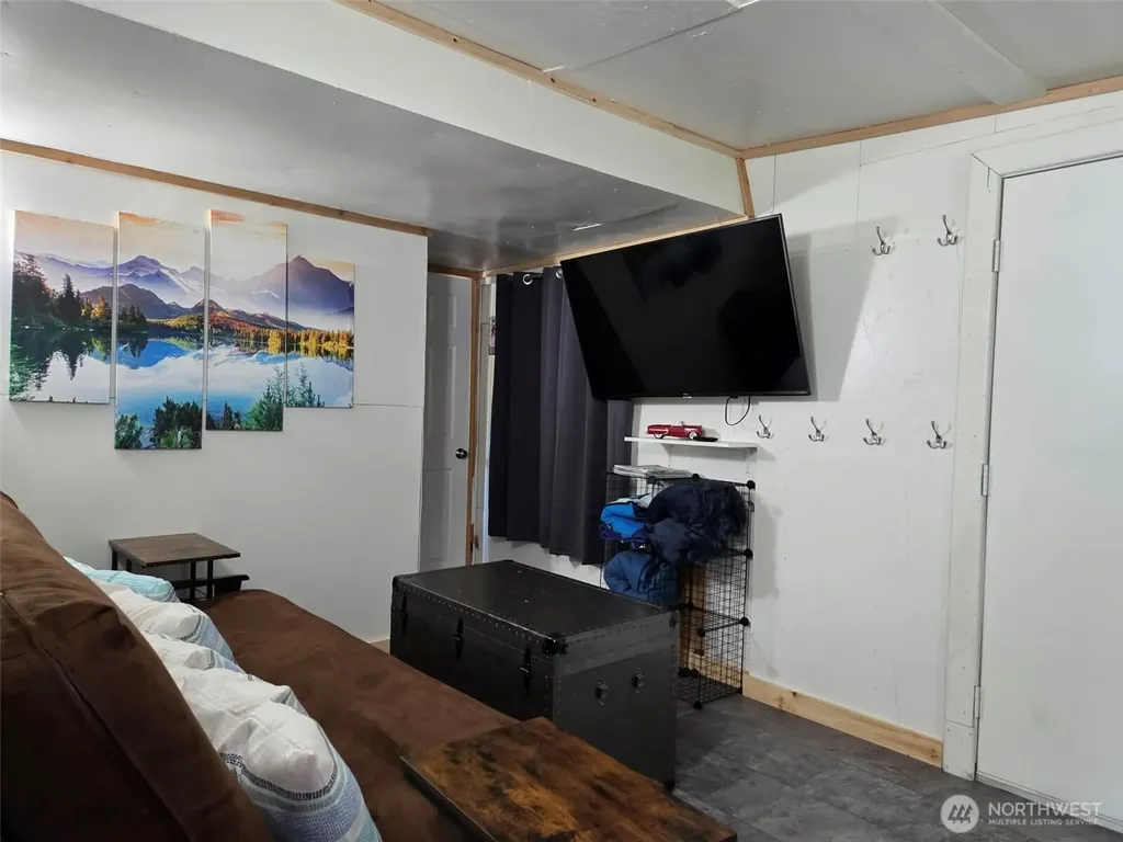11697 Us Highway 12 Randle WA 98377