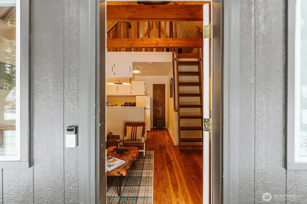 110 Mt Rainier Drive Packwood WA 98361