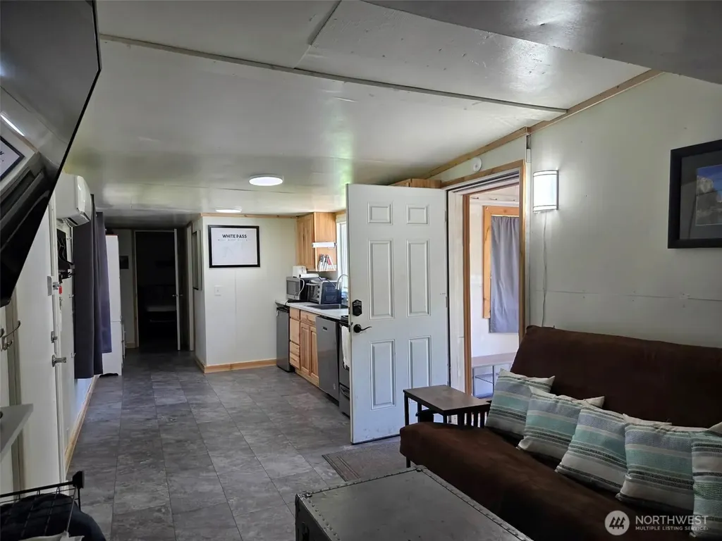 11697 Us Highway 12 Randle WA 98377