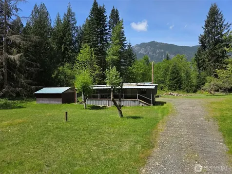 11697 Us Highway 12 Randle WA 98377