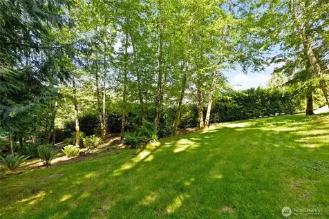 5716 197th Place SE Bothell WA 98012