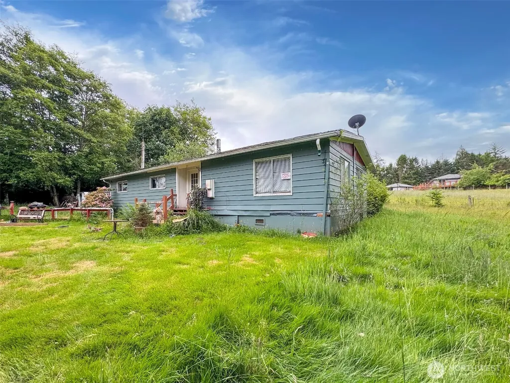 34 Lewallen Road Port Angeles WA 98363
