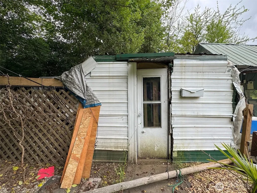 34 Lewallen Road Port Angeles WA 98363