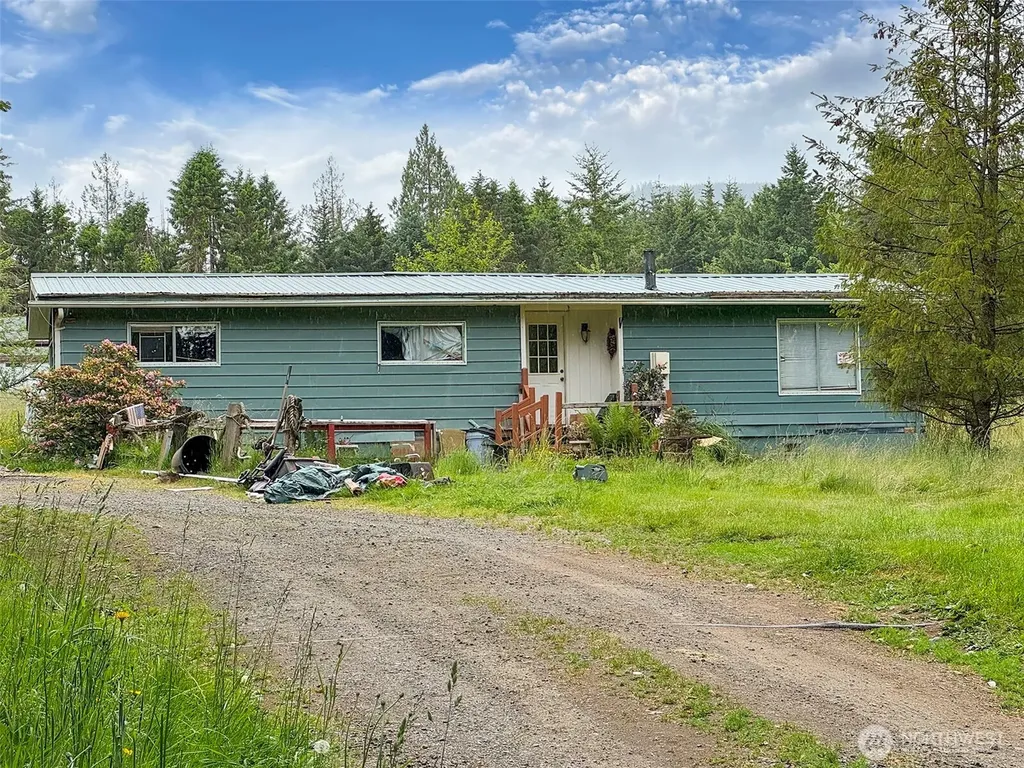 34 Lewallen Road Port Angeles WA 98363