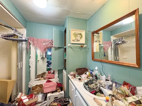 34 Lewallen Road Port Angeles WA 98363