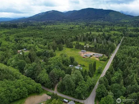 34 Lewallen Road Port Angeles WA 98363