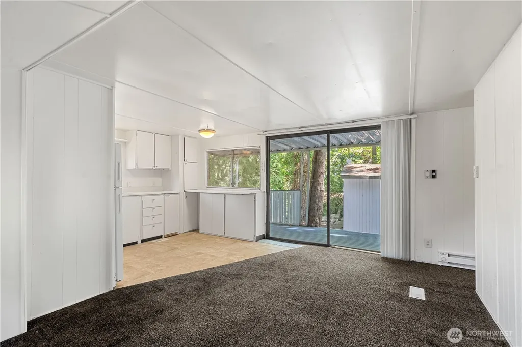 18745 1st Avenue NE Suquamish WA 98392