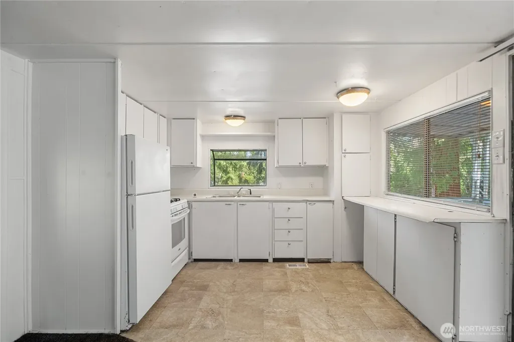 18745 1st Avenue NE Suquamish WA 98392