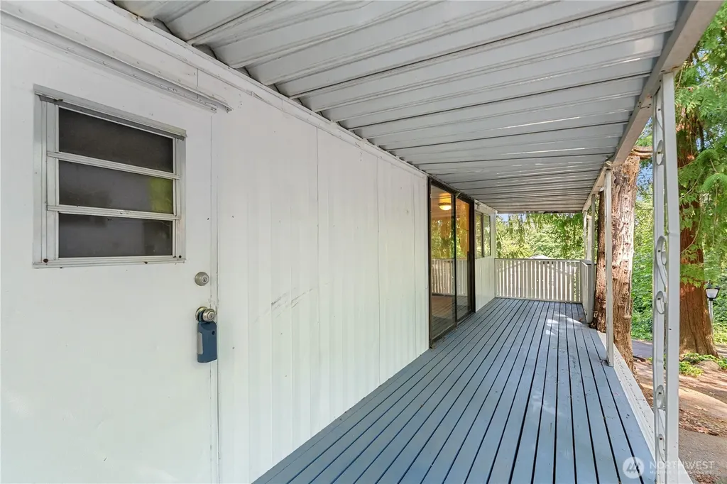 18745 1st Avenue NE Suquamish WA 98392