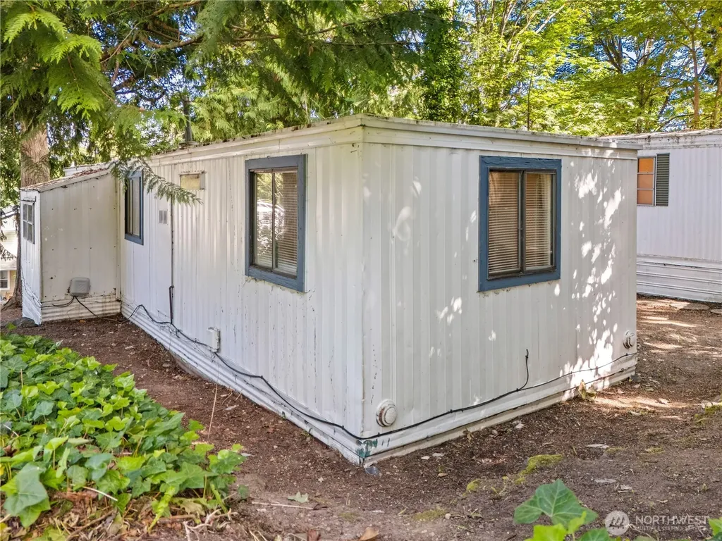 18745 1st Avenue NE Suquamish WA 98392