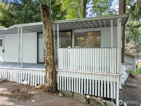 18745 1st Avenue NE Suquamish WA 98392