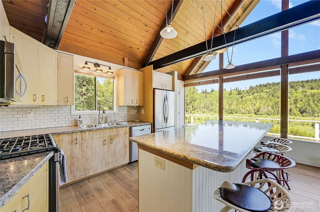 3280 Dabob Road Quilcene WA 98376