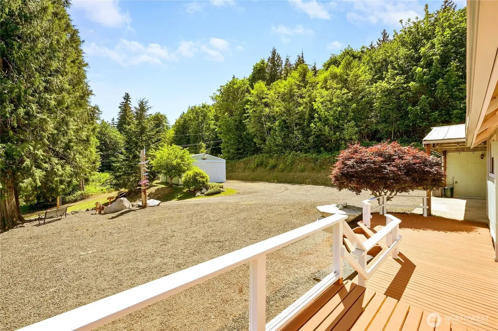 3280 Dabob Road Quilcene WA 98376