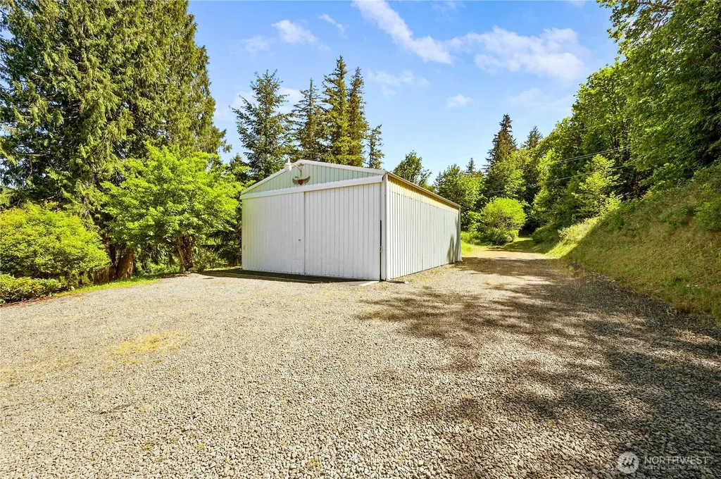 3280 Dabob Road Quilcene WA 98376