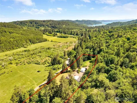 3280 Dabob Road Quilcene WA 98376