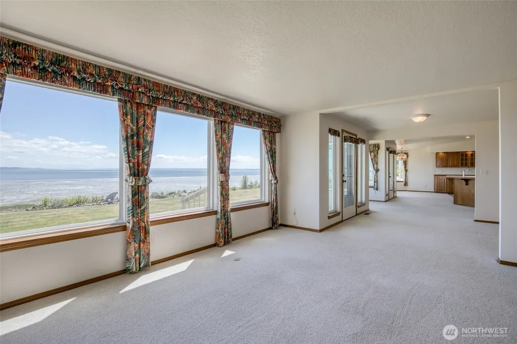 544 Chinook Avenue SE Ocean Shores WA 98569