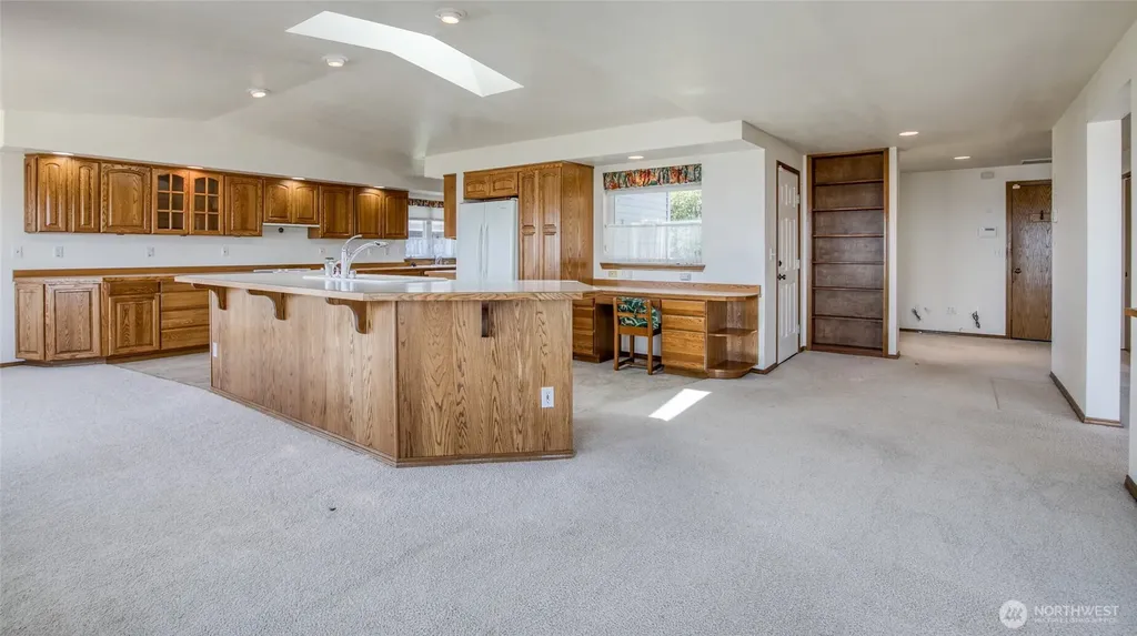 544 Chinook Avenue SE Ocean Shores WA 98569